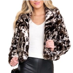 NWT Band Of The Free Wildcat Crop Faux Fur Jacket in Ivory Black Size Medium